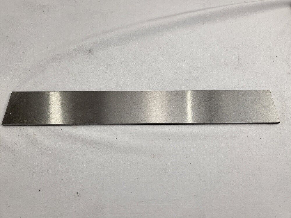 O1 Tool Steel 1/4" x 2.5", 18" long bar, Knife Making Stock, Billet